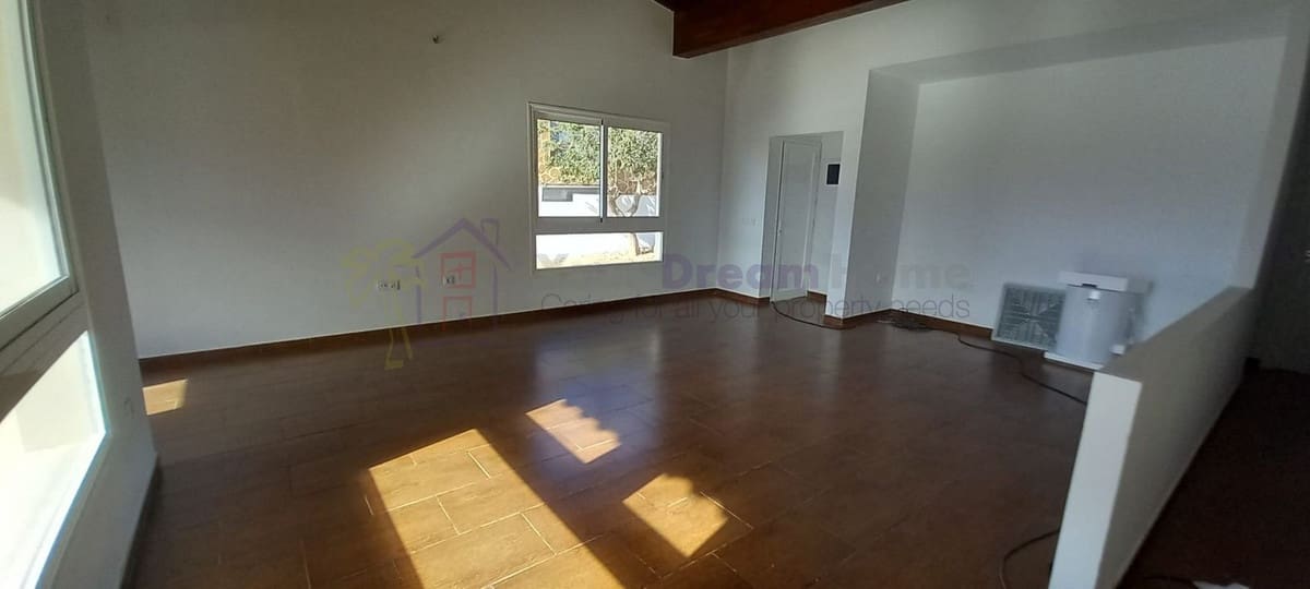 3 soveværelse Villa til salg i Triquivijate med garage - € 310.000 (Ref: 8926311)