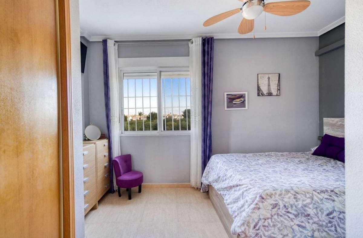 3 sypialnia Dom na sprzedaż w Torrevieja - 228 000 € (Ref: 8926318)