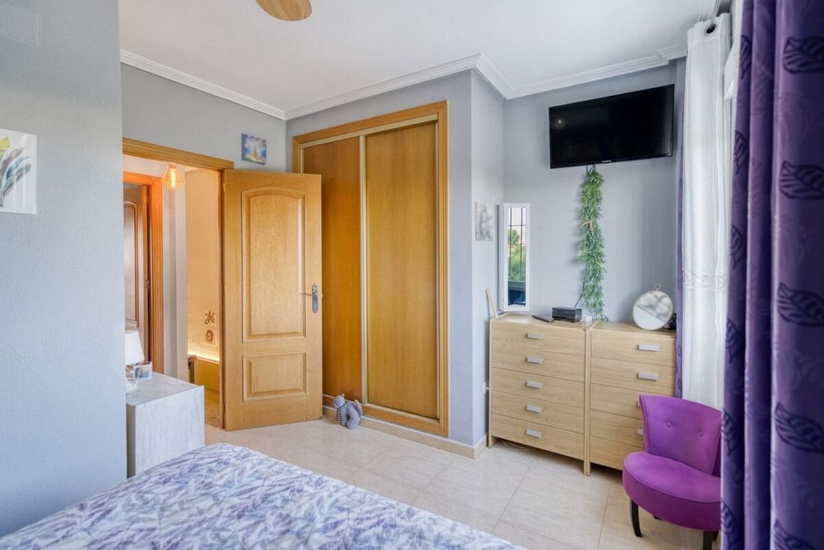 3 sypialnia Dom na sprzedaż w Torrevieja - 228 000 € (Ref: 8926318)