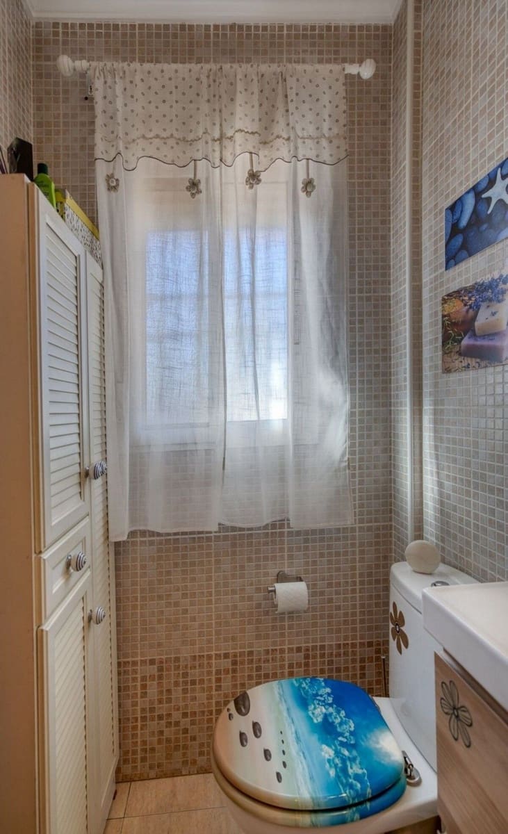 3 soverom Hus til salgs i Torrevieja - € 228 000 (Ref: 8926318)