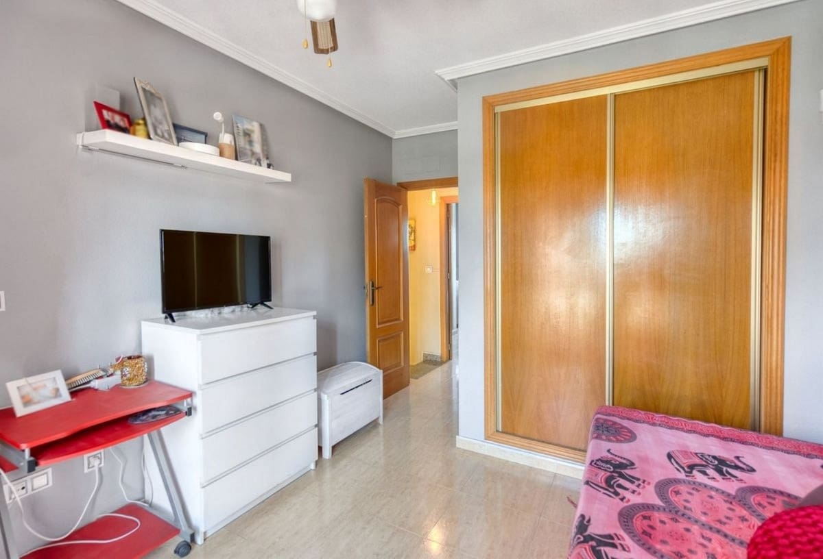 3 bedroom Townhouse for sale in Torrevieja - € 228,000 (Ref: 8926318)