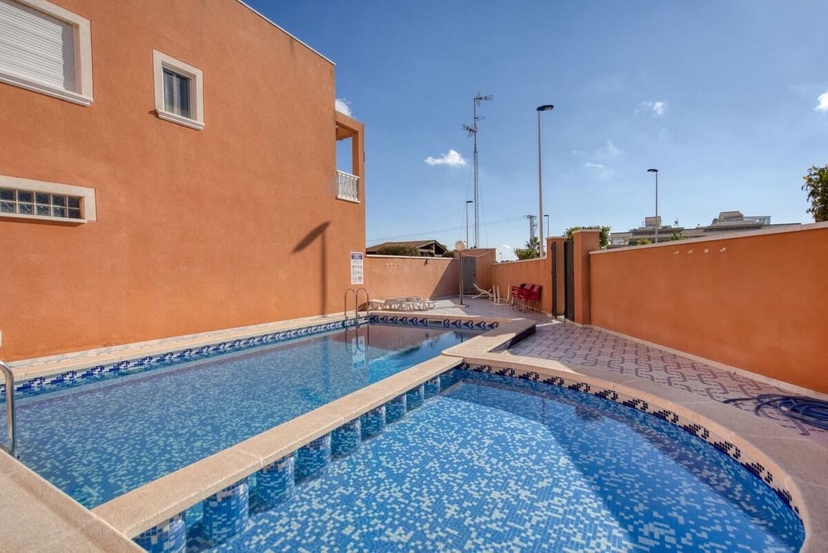 3 Zimmer Haus zu verkaufen in Torrevieja - 228.000 € (Ref: 8926318)