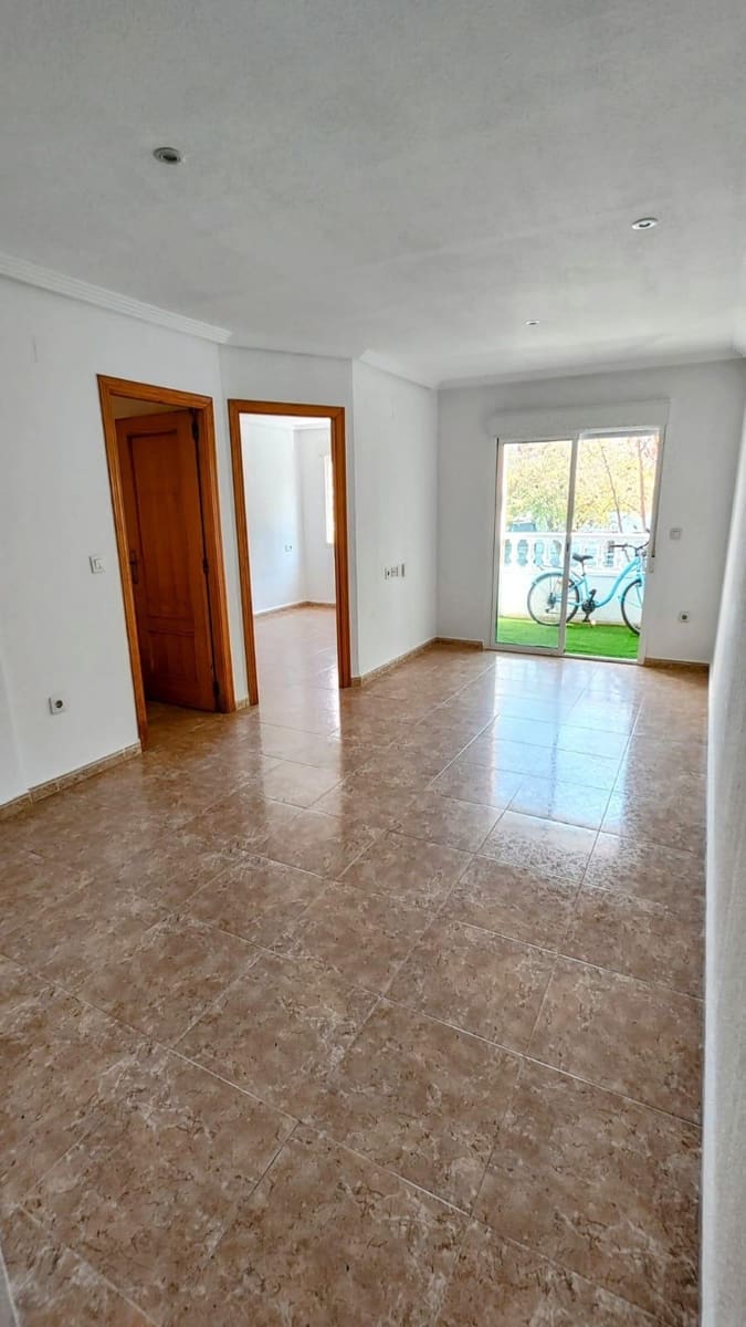 2 Zimmer Apartment zu verkaufen in Torrevieja mit Pool - 127.260 € (Ref: 8926355)