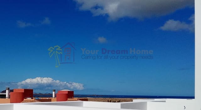 3 sypialnia Dom blizniak na sprzedaż w Corralejo, La Oliva z basenem - 395 000 € (Ref: 8926389)