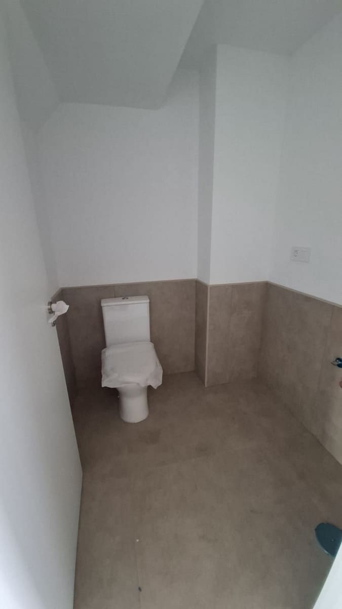 3 quarto Moradia Geminada para venda em Corralejo com piscina - 395 000 € (Ref: 8926389)