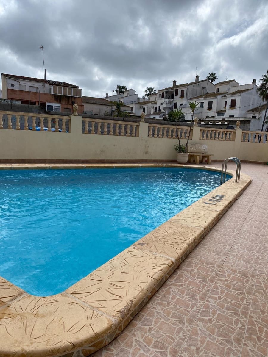 2 Zimmer Apartment zu verkaufen in San Miguel de Salinas mit Pool - 198.000 € (Ref: 8929887)