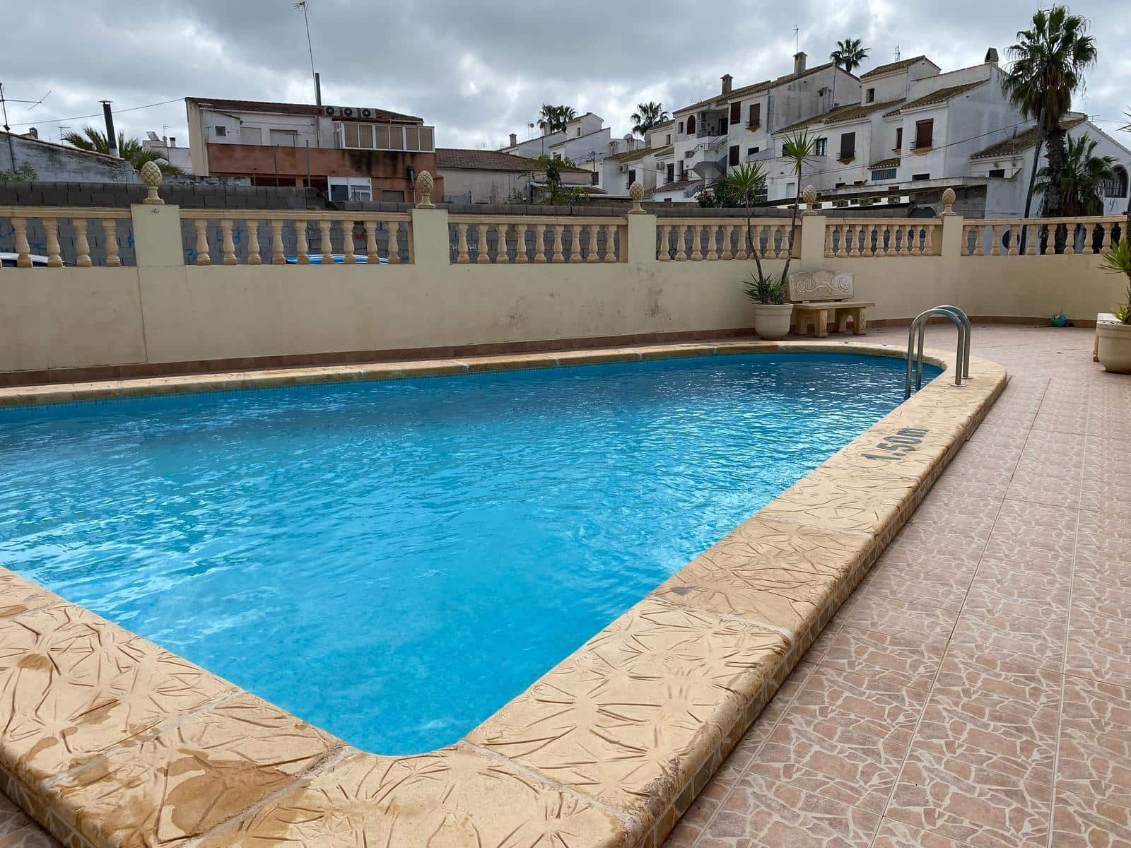 2 Zimmer Apartment zu verkaufen in San Miguel de Salinas mit Pool - 198.000 € (Ref: 8929887)