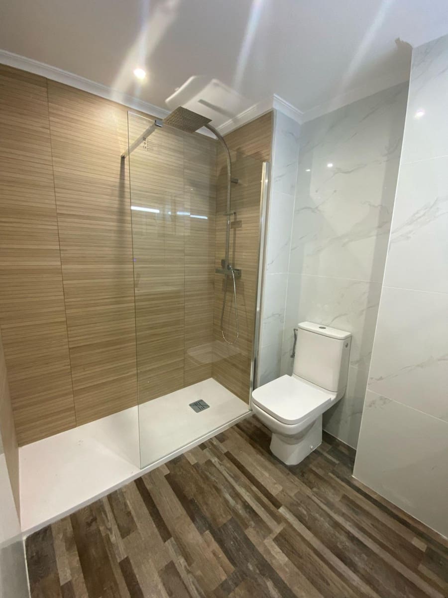 2 Zimmer Apartment zu verkaufen in San Miguel de Salinas mit Pool - 198.000 € (Ref: 8929887)