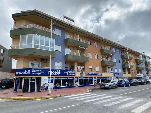2 Zimmer Apartment zu verkaufen in San Miguel de Salinas mit Pool - 198.000 € (Ref: 8929887)
