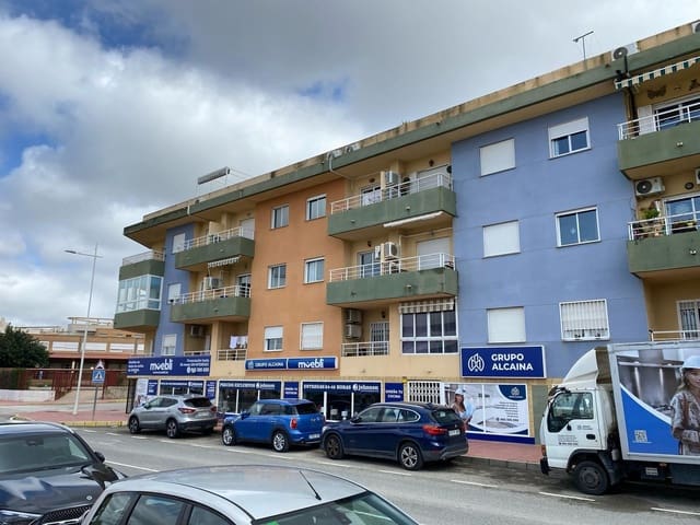 2 Zimmer Apartment zu verkaufen in San Miguel de Salinas mit Pool - 198.000 € (Ref: 8929887)