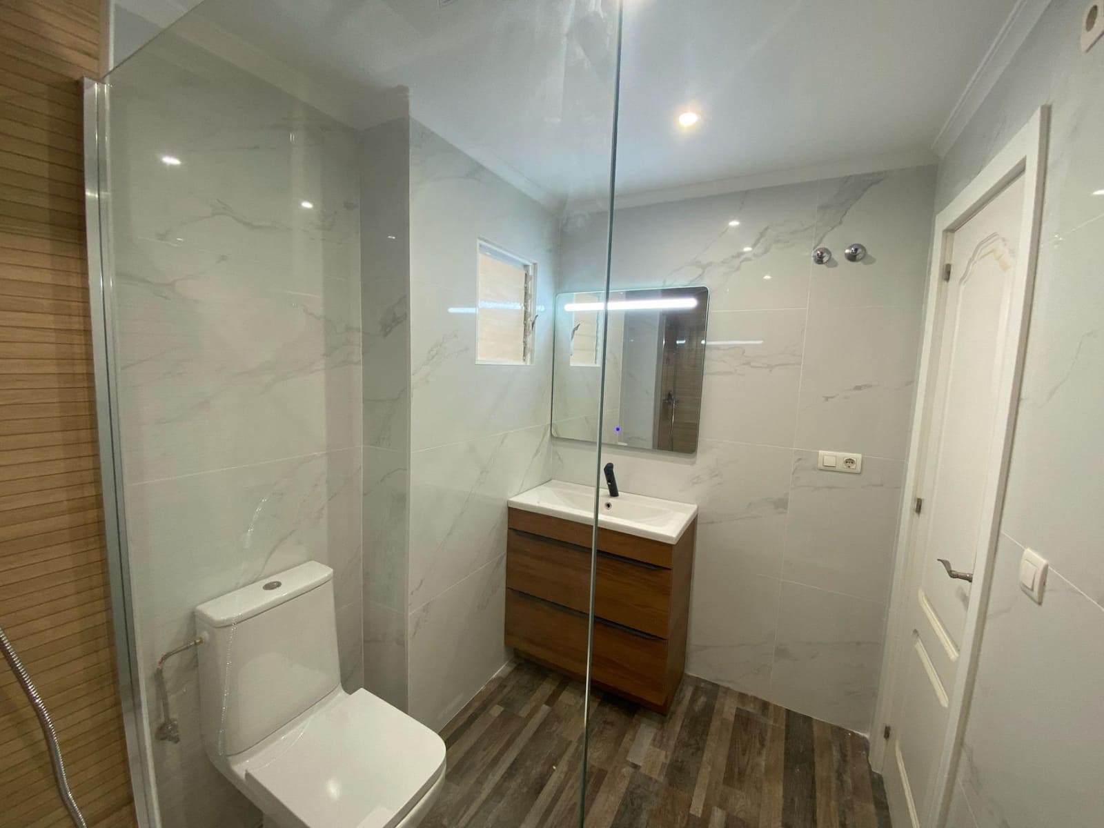 2 Zimmer Apartment zu verkaufen in San Miguel de Salinas mit Pool - 198.000 € (Ref: 8929887)