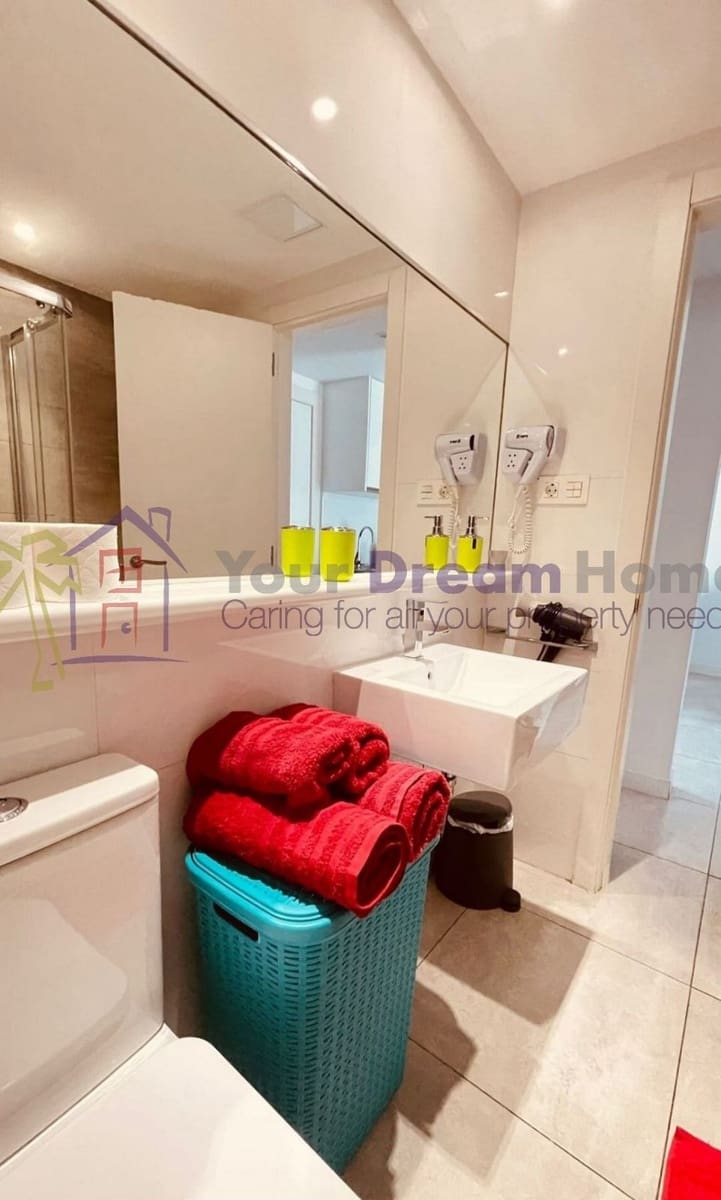 1 sovrum Lägenhet till salu i Corralejo med pool - 260 000 € (Ref: 8930391)