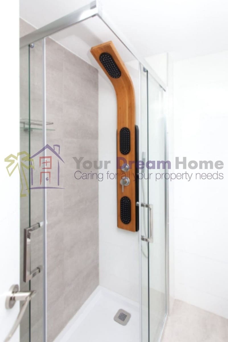 1 sovrum Lägenhet till salu i Corralejo med pool - 260 000 € (Ref: 8930391)