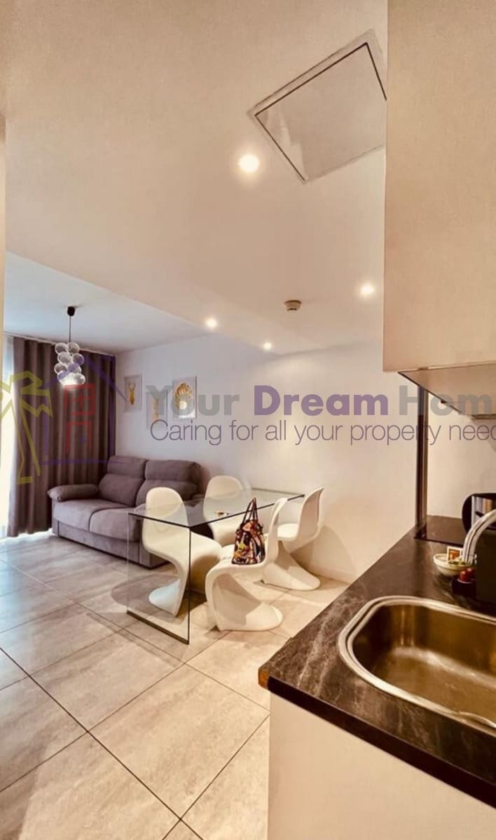 1 quarto Apartamento para venda em Corralejo com piscina - 260 000 € (Ref: 8930391)