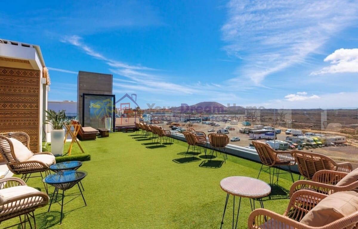 1 quarto Apartamento para venda em Corralejo com piscina - 260 000 € (Ref: 8930391)
