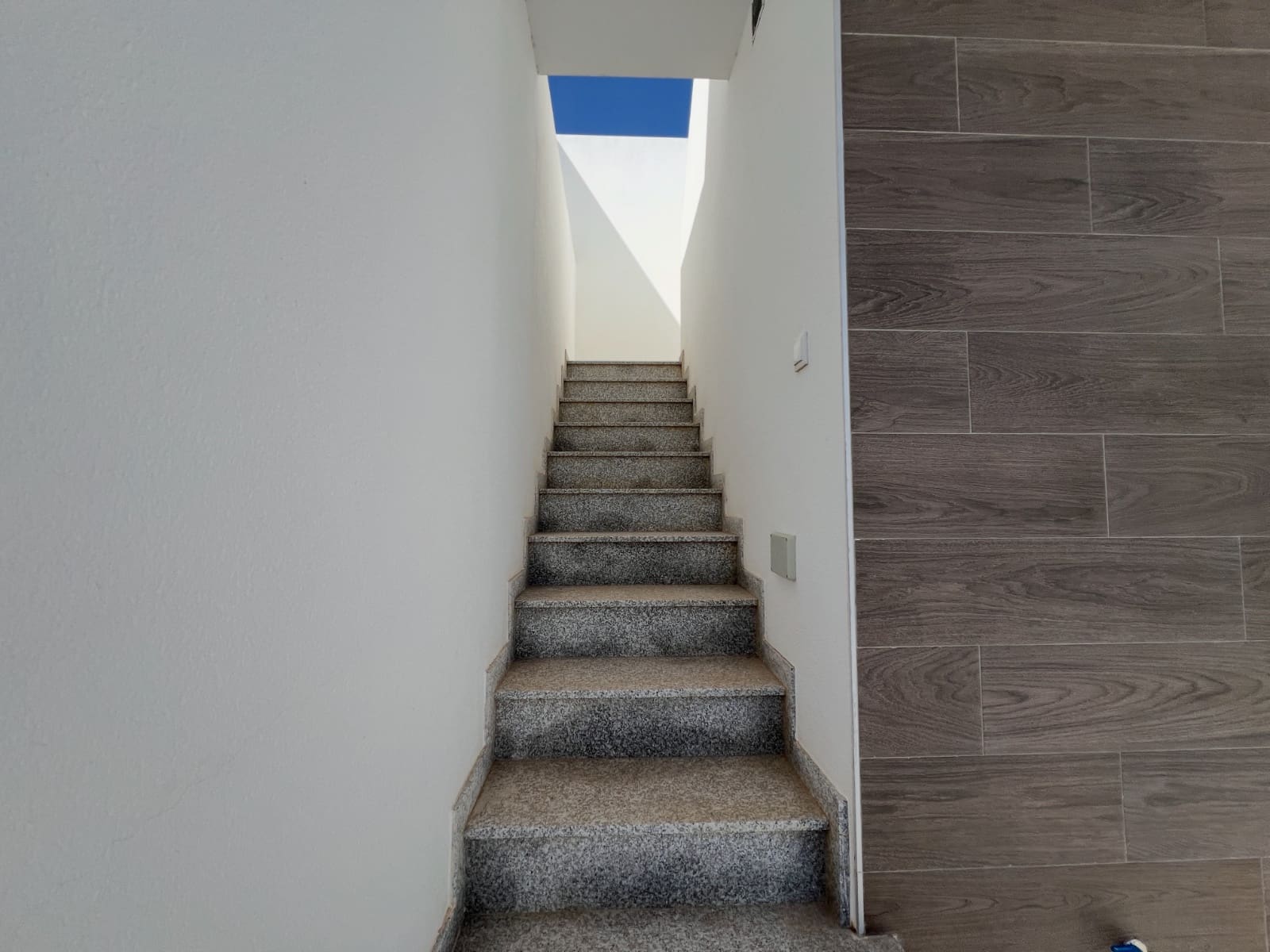 2 bedroom Villa for sale in Roldan with pool - € 269,000 (Ref: 8937200)