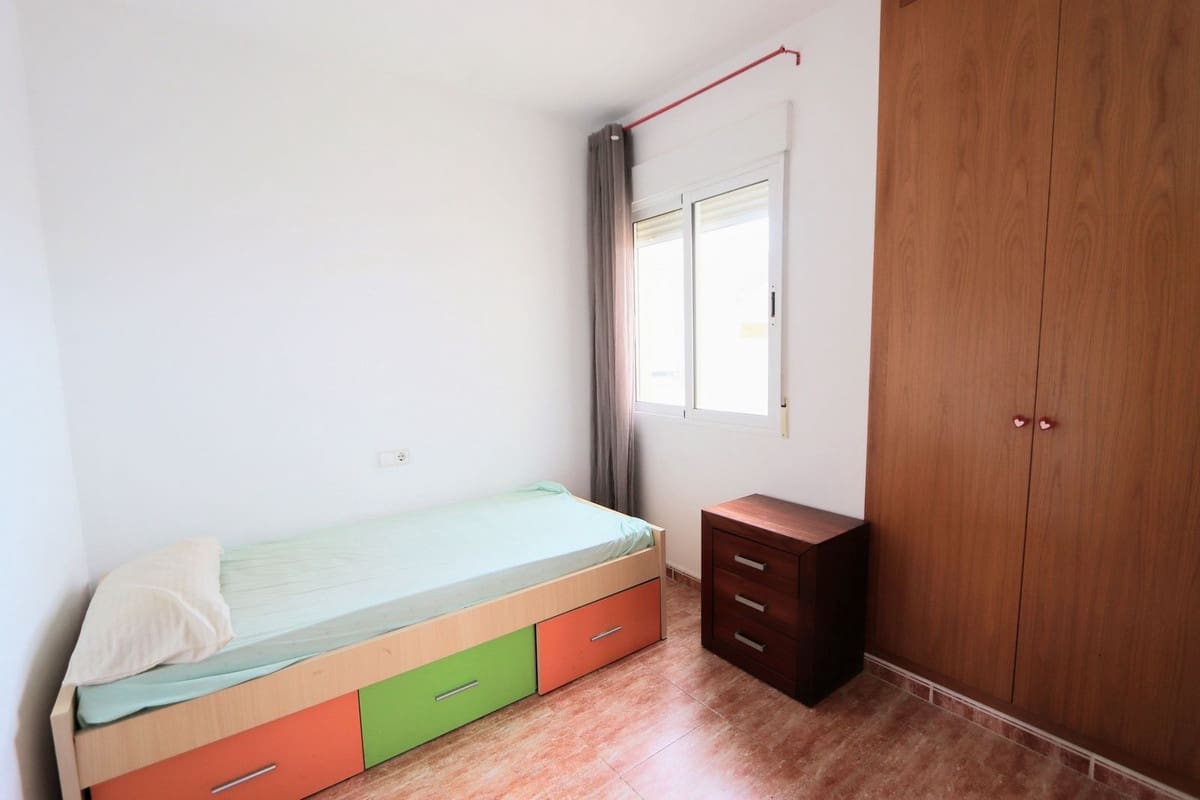 3 sypialnia Dom blizniak na sprzedaż w Los Alcazares z garażem - 167 000 € (Ref: 8937224)