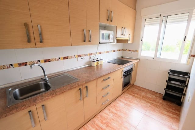 3 soveværelse Semi-Rækkehus til salg i Los Alcázares med garage - € 167.000 (Ref: 8937224)