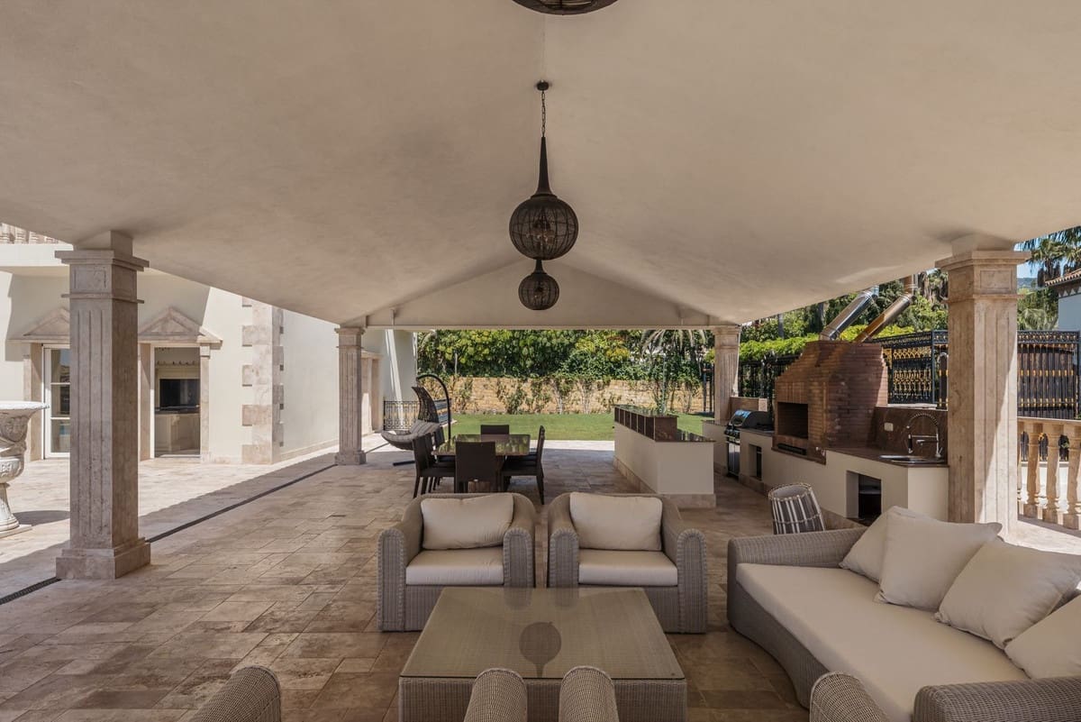 7 quarto Moradia para venda em Golden Mile - 13 000 000 € (Ref: 8941374)