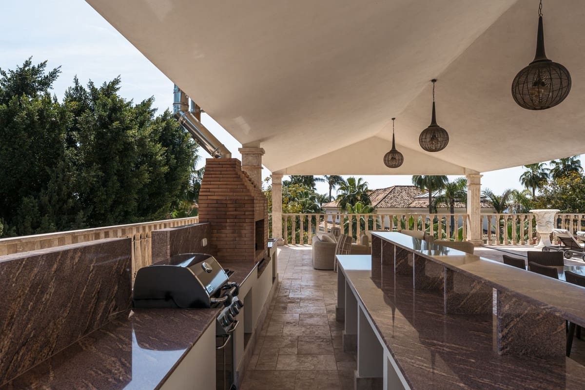 7 quarto Moradia para venda em Golden Mile - 13 000 000 € (Ref: 8941374)