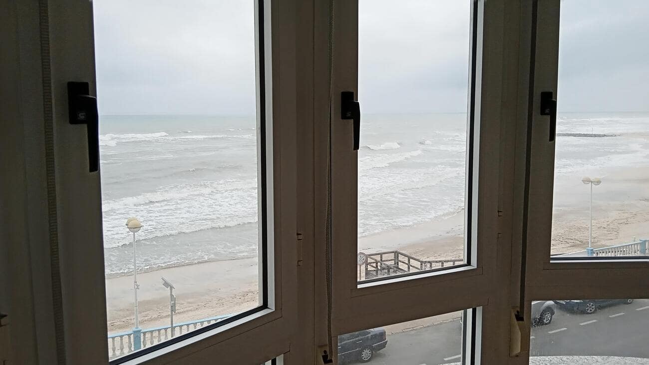 3 sovrum Lägenhet till salu i Torrevieja med garage - 375 000 € (Ref: 8943933)