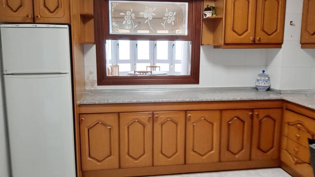 3 sovrum Lägenhet till salu i Torrevieja med garage - 375 000 € (Ref: 8943933)