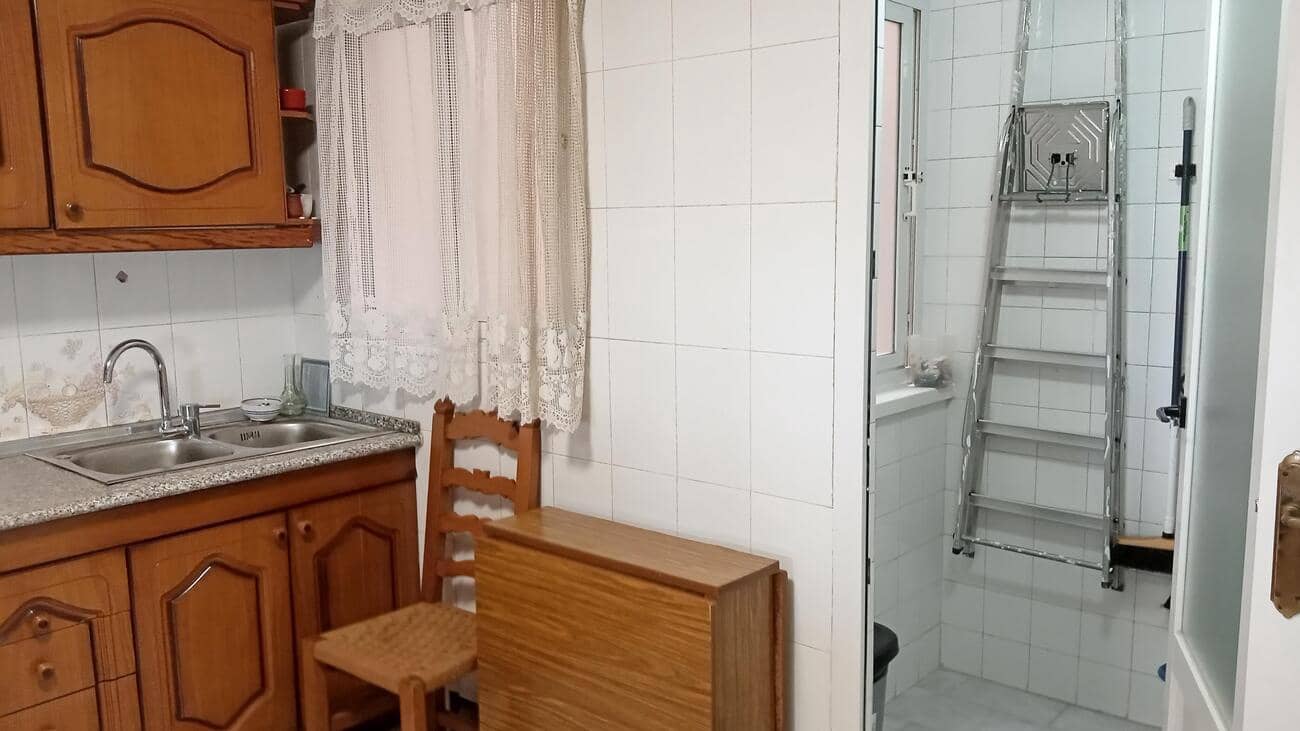 3 sovrum Lägenhet till salu i Torrevieja med garage - 375 000 € (Ref: 8943933)