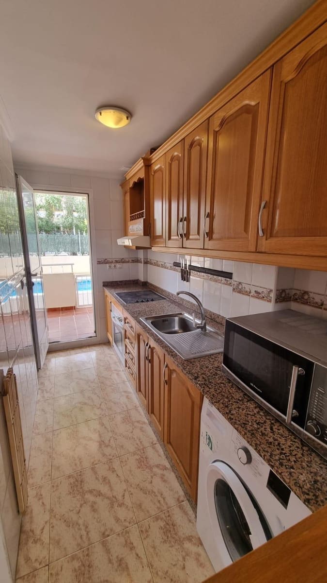 3 quarto Casa em Banda para venda em Orihuela Costa com piscina - 190 000 € (Ref: 8943942)