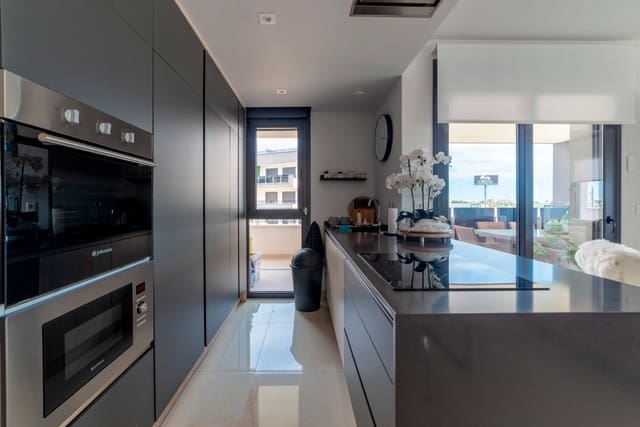 3 makuuhuone Huoneisto myytävänä paikassa La Zenia, Orihuela mukana uima-altaan 
autotalli - 485 000 € (Ref: 8948895)