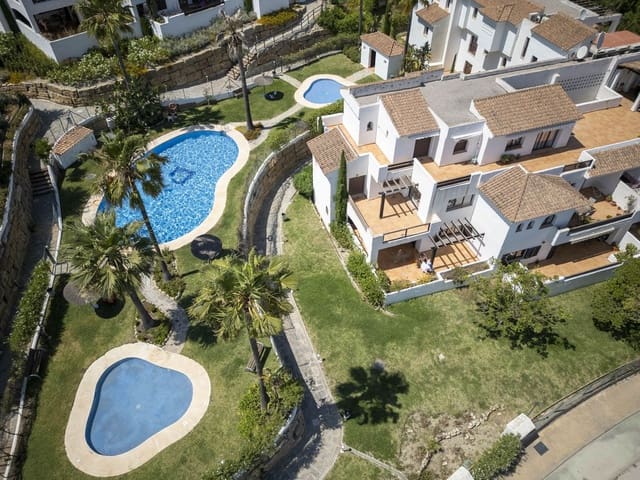2 soveværelse Villa til salg i Bahia de Casares, Casares med swimmingpool - € 499.000 (Ref: 8948902)