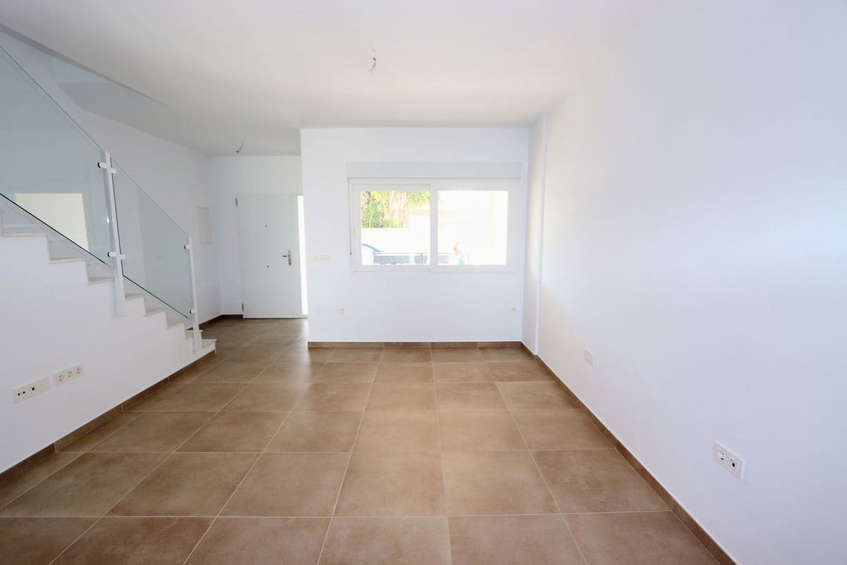 3 sovrum Villa till salu i Pilar de la Horadada med pool garage - 265 000 € (Ref: 8954559)