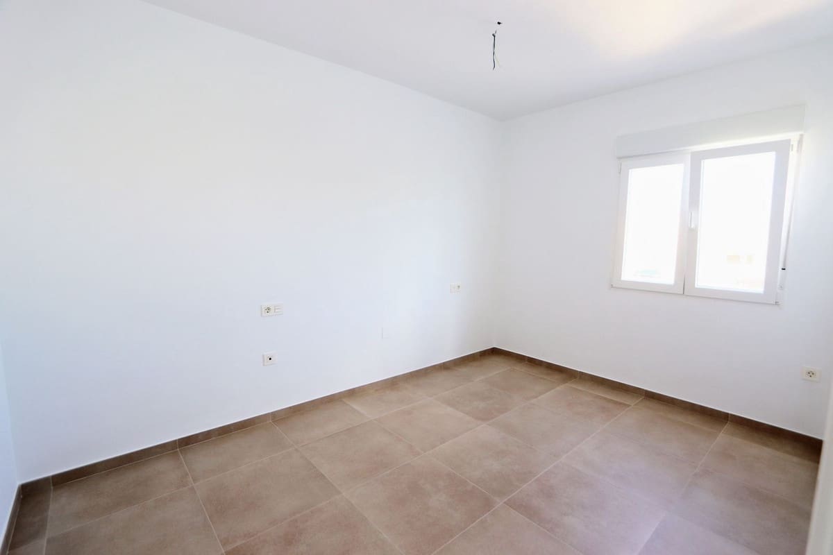 3 sovrum Villa till salu i Pilar de la Horadada med pool garage - 265 000 € (Ref: 8954559)