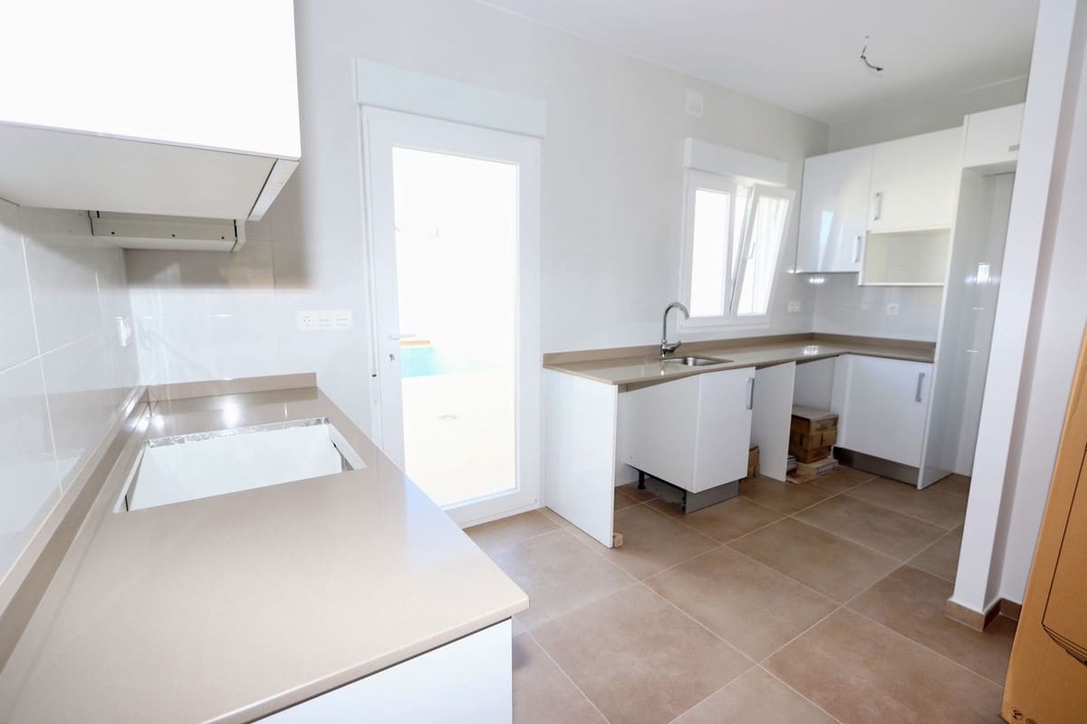 3 soverom Villa til salgs i Pilar de la Horadada med svømmebasseng garasje - € 265 000 (Ref: 8954559)