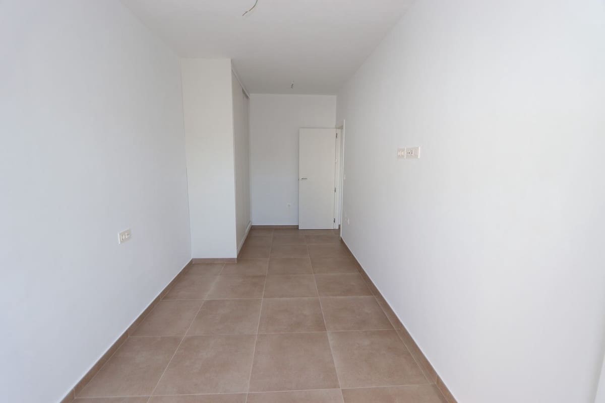 3 soverom Villa til salgs i Pilar de la Horadada med svømmebasseng garasje - € 265 000 (Ref: 8954559)