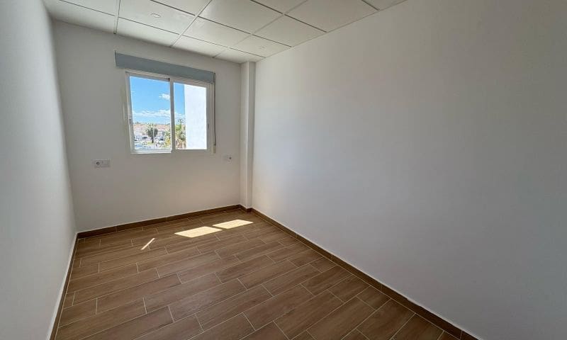 2 sypialnia Apartament na sprzedaż w Orihuela Costa z basenem - 195 000 € (Ref: 8954590)