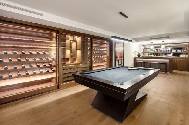 5 quarto Moradia para venda em Los Arqueros, Benahavís com piscina garagem - 5 495 000 € (Ref: 8954622)
