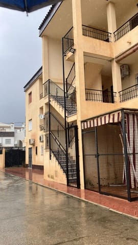 2 chambre Appartement à vendre à Punta Prima, Torrevieja avec piscine - 149 000 € (Ref: 8957110)