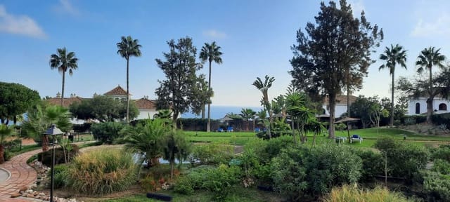 2 chambre Appartement à vendre à La Duquesa / Puerto de la Duquesa, Manilva - 259 000 € (Ref: 8957121)