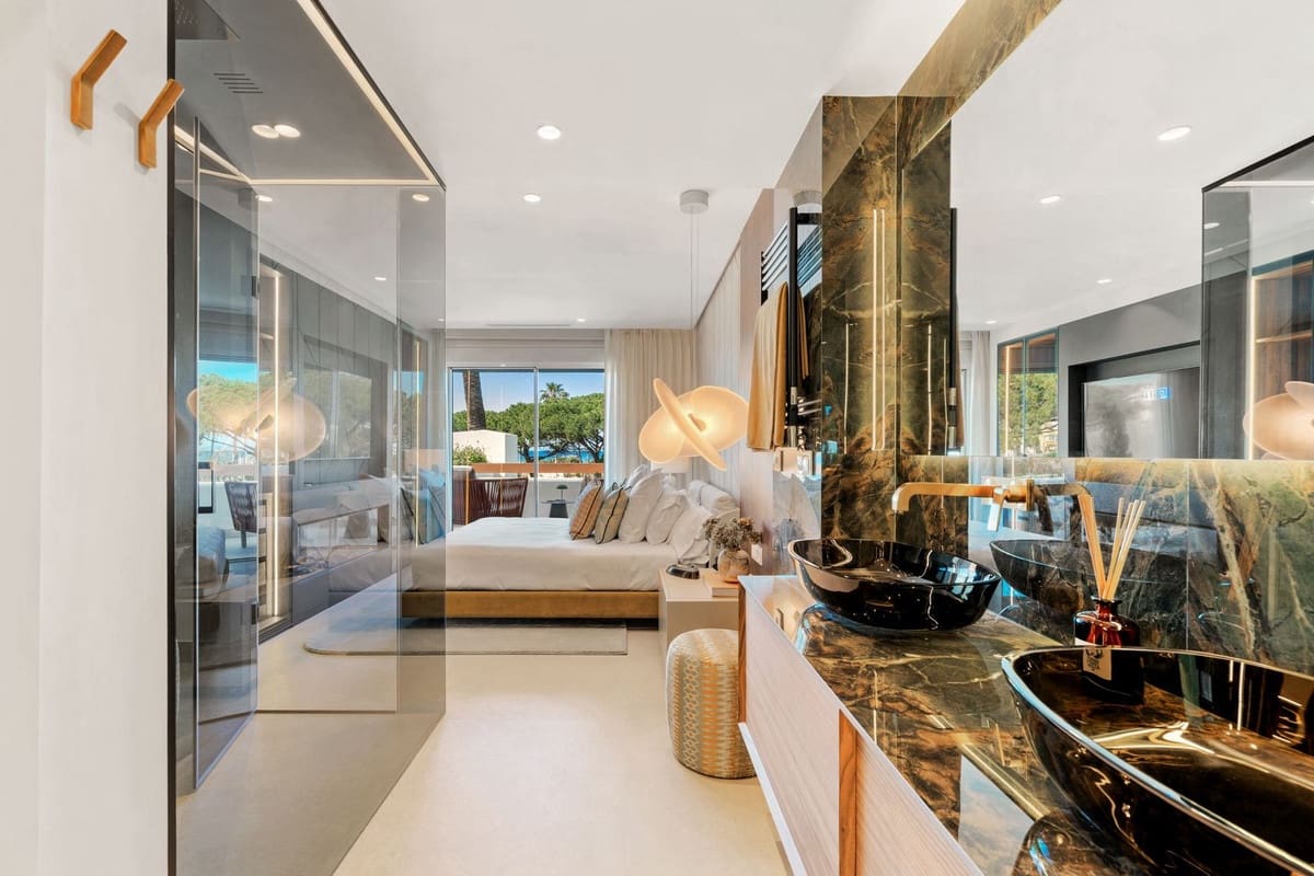 3 soverom Leilighet til salgs i Los Monteros - € 2 250 000 (Ref: 8957122)