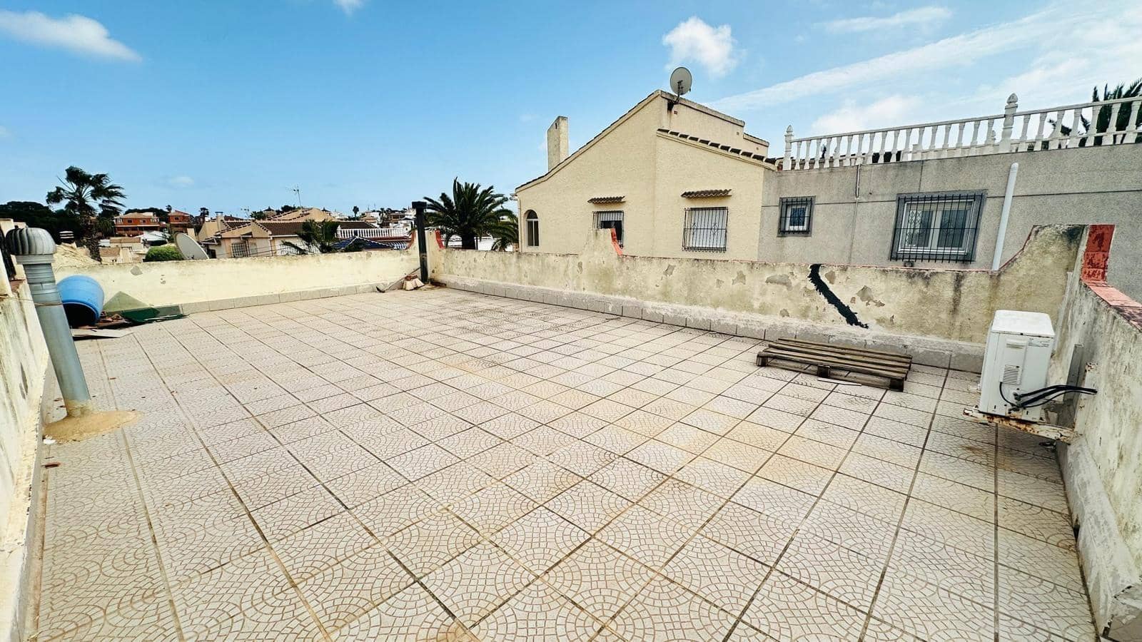 2 sovrum Hus till salu i Orihuela med pool garage - 275 500 € (Ref: 8960192)