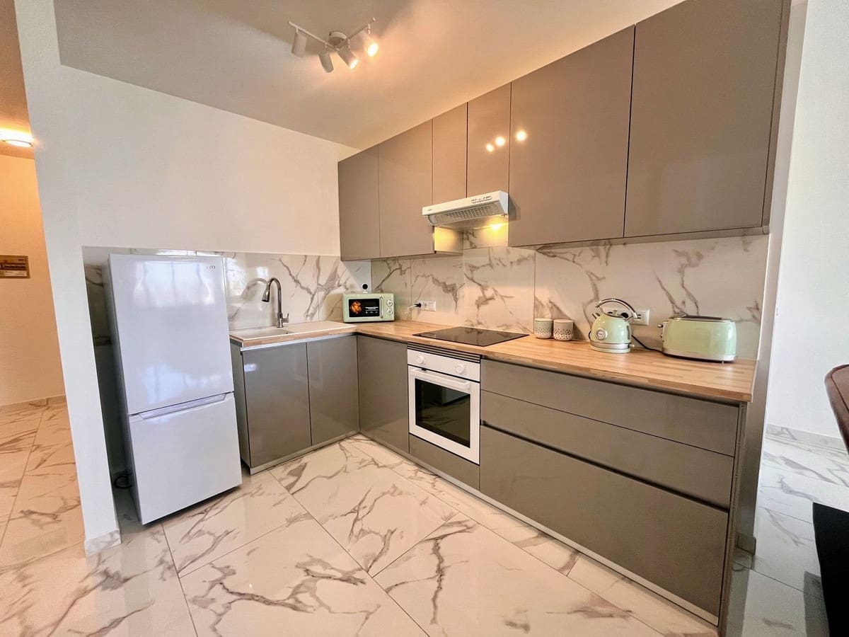 1 quarto Apartamento para venda em Villamartin com piscina - 155 000 € (Ref: 8961598)