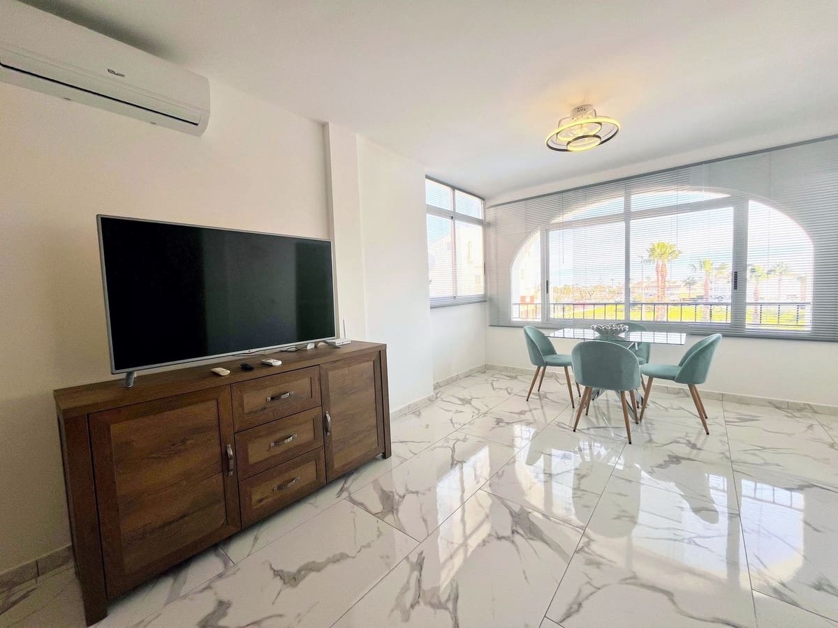 1 quarto Apartamento para venda em Villamartin com piscina - 155 000 € (Ref: 8961598)