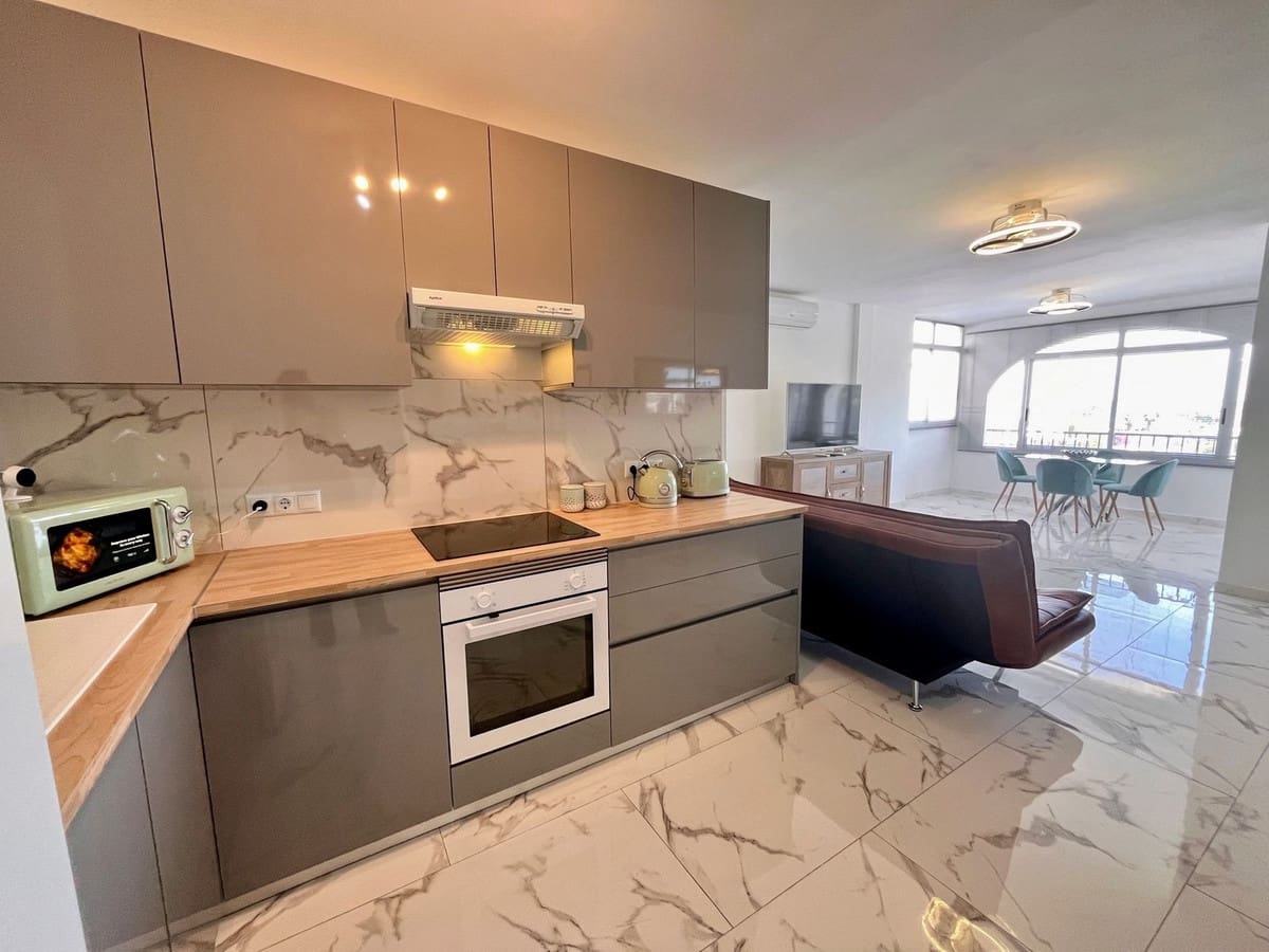 1 quarto Apartamento para venda em Villamartin com piscina - 155 000 € (Ref: 8961598)