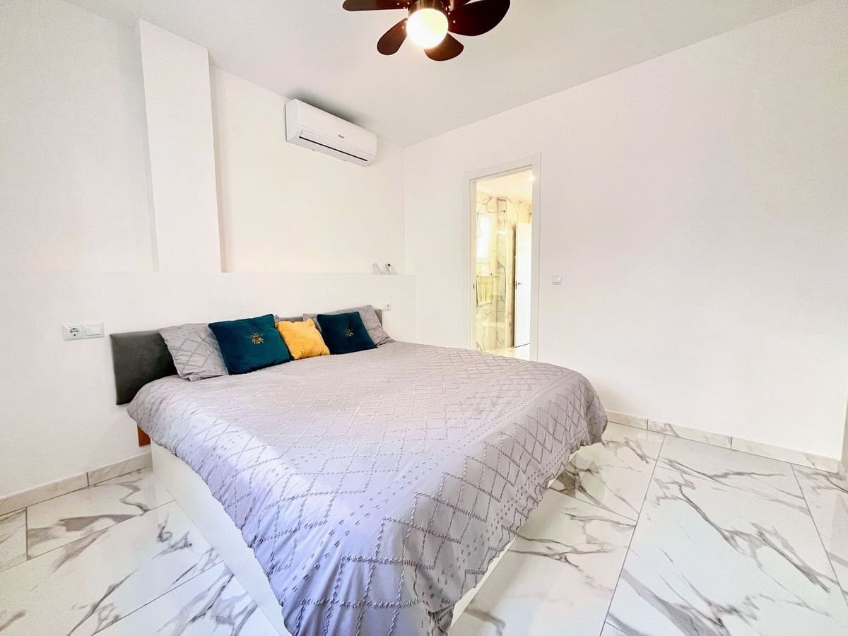 1 soveværelse Lejlighed til salg i Villamartin med swimmingpool - € 155.000 (Ref: 8961598)