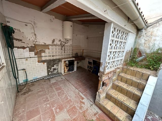 3 bedroom Villa for sale in Centro - Muelle Pesquero, Torrevieja - € 191,600 (Ref: 8961611)