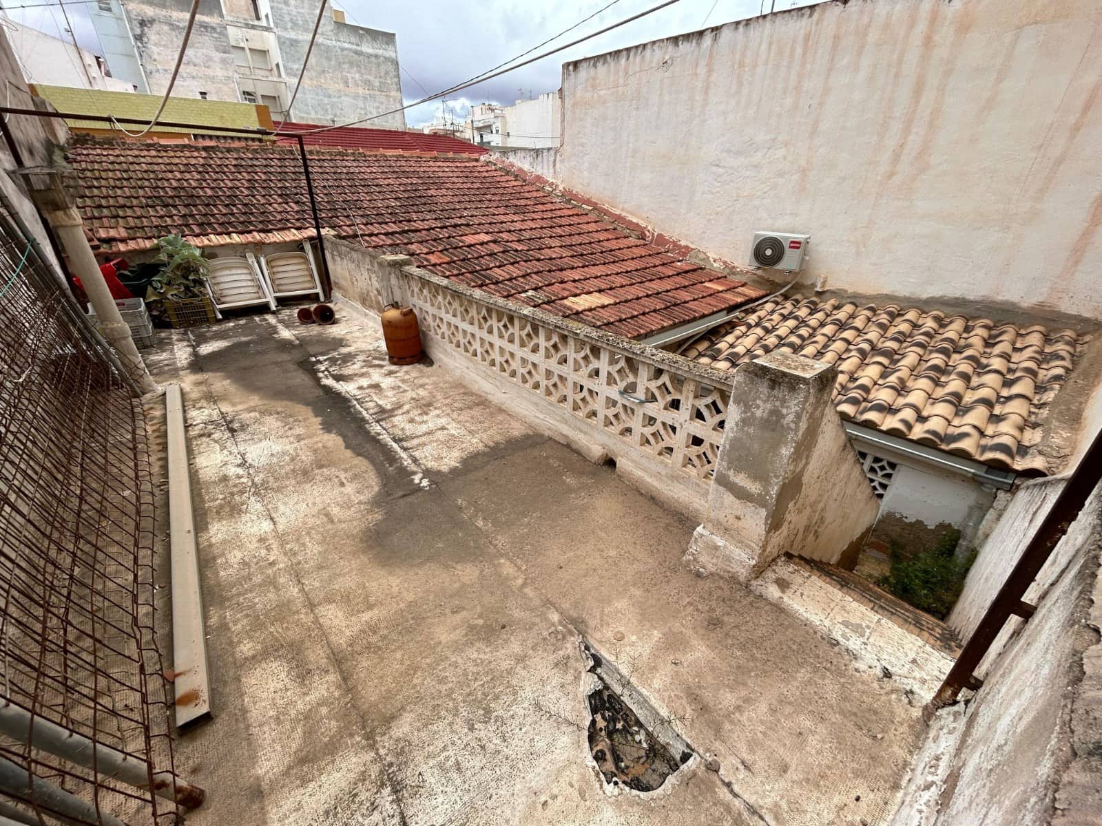 Chalet de 3 habitaciones en Torrevieja en venta - 191.600 € (Ref: 8961611)