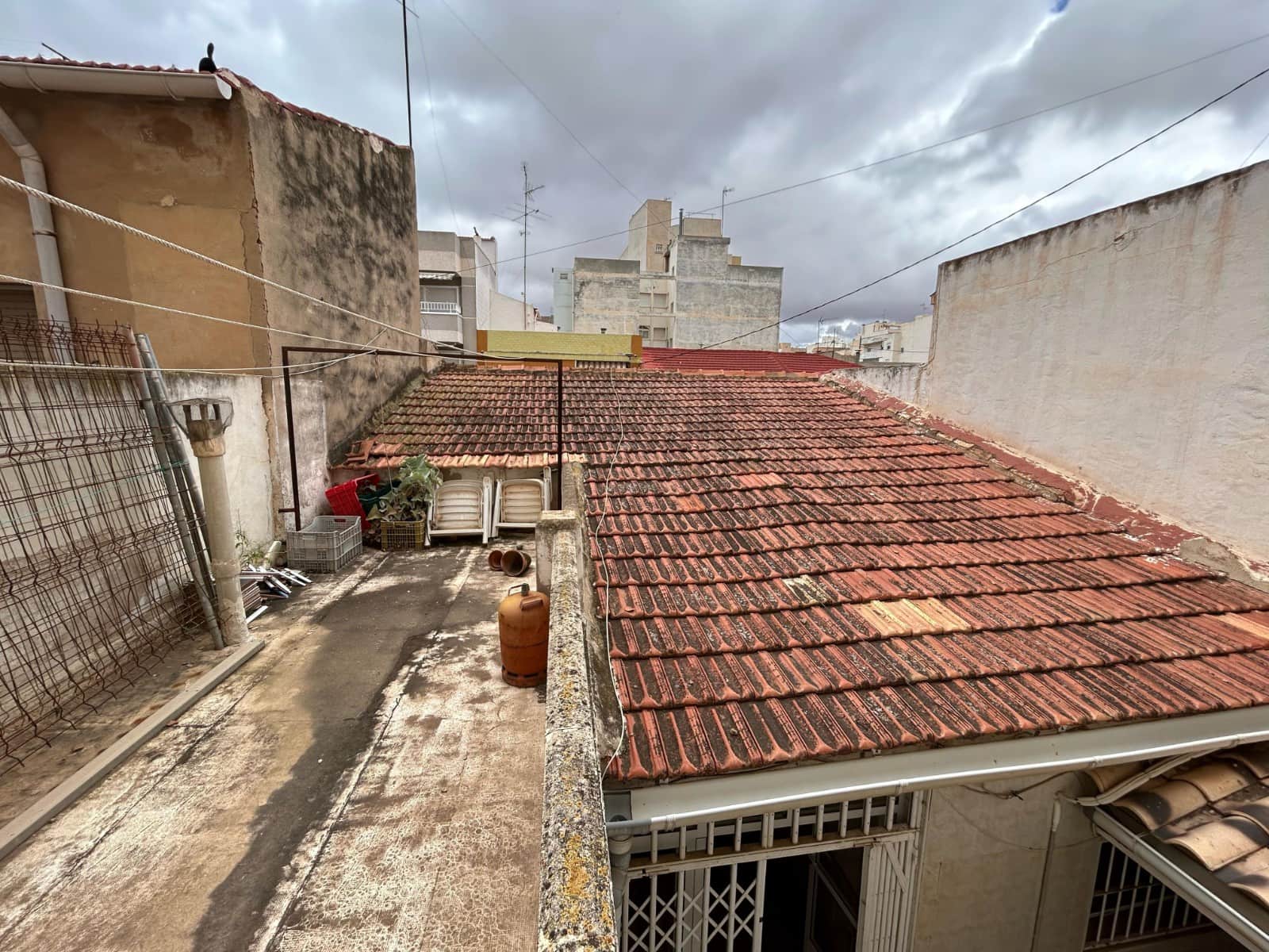 Chalet de 3 habitaciones en Torrevieja en venta - 191.600 € (Ref: 8961611)