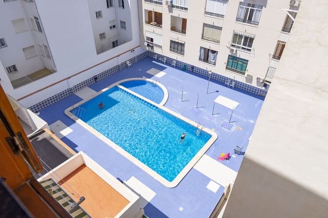 7 soverom Penthouse til salgs i Parque de las Naciones, Torrevieja - € 445 000 (Ref: 8961623)
