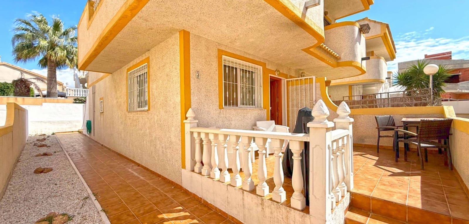 3 sypialnia Dom na sprzedaż w Orihuela Costa z basenem garażem - 184 900 € (Ref: 8972484)