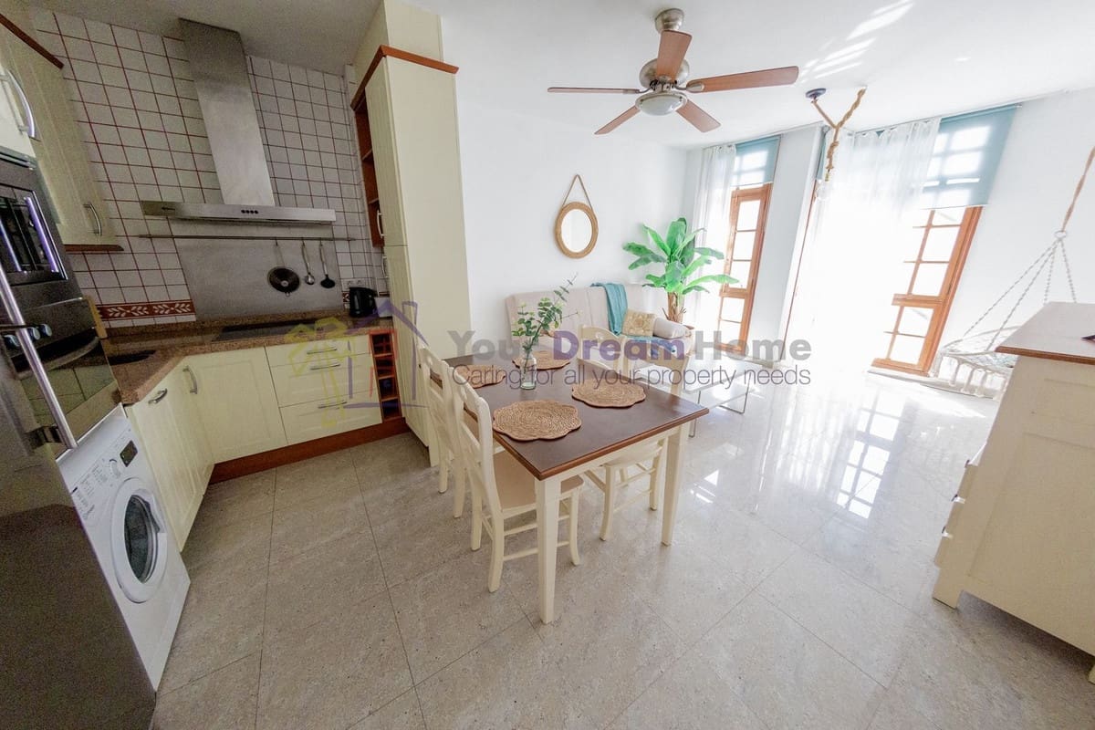 1 sovrum Lägenhet till salu i Corralejo - 170 000 € (Ref: 8979141)